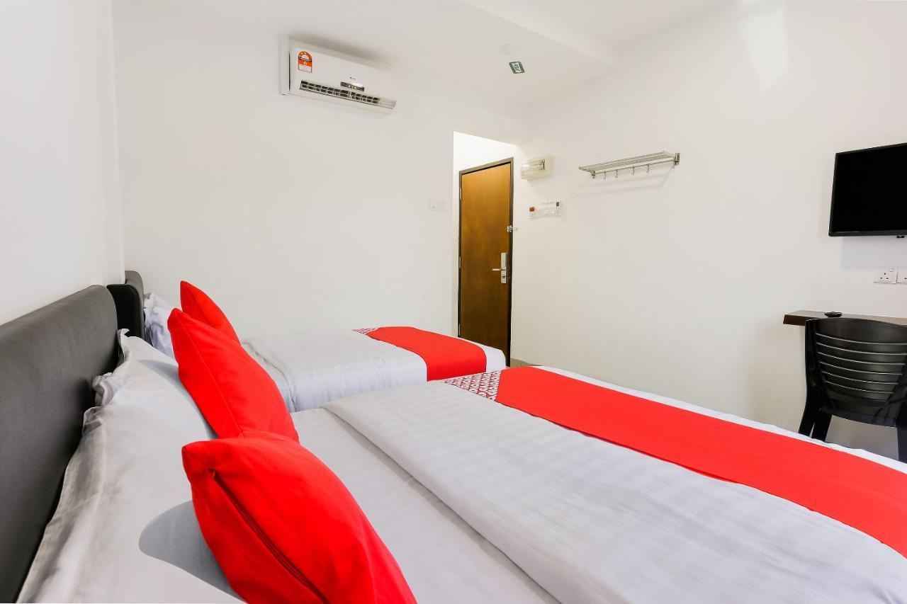 Super Oyo 89495 Rich Hotel Johor Bahru Dış mekan fotoğraf