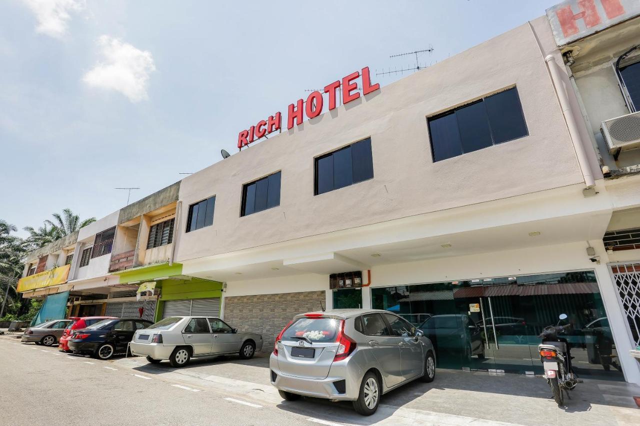 Super Oyo 89495 Rich Hotel Johor Bahru Dış mekan fotoğraf