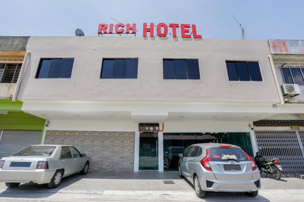 Super Oyo 89495 Rich Hotel Johor Bahru Dış mekan fotoğraf